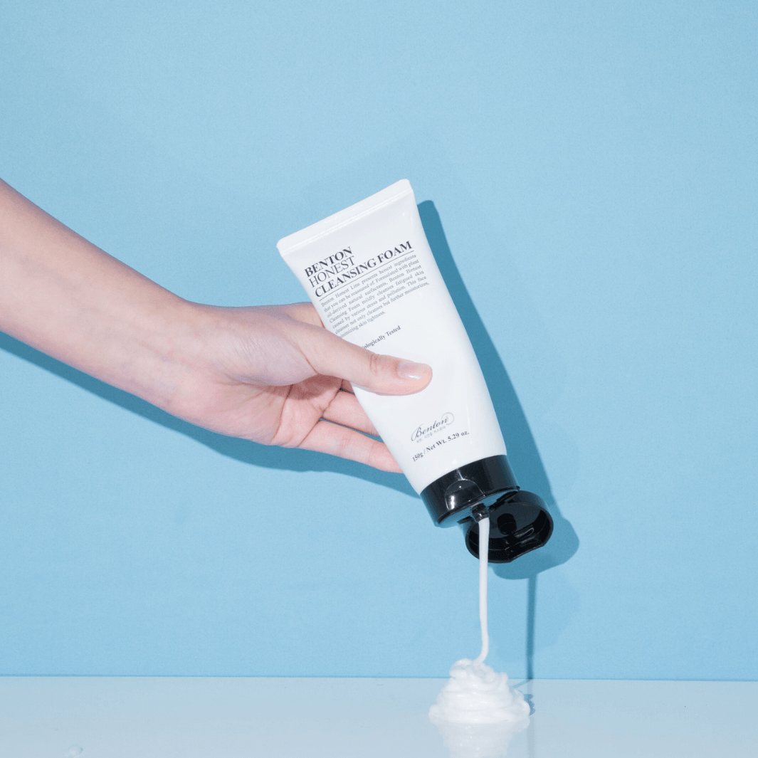 HONEST CLEANSING FOAM