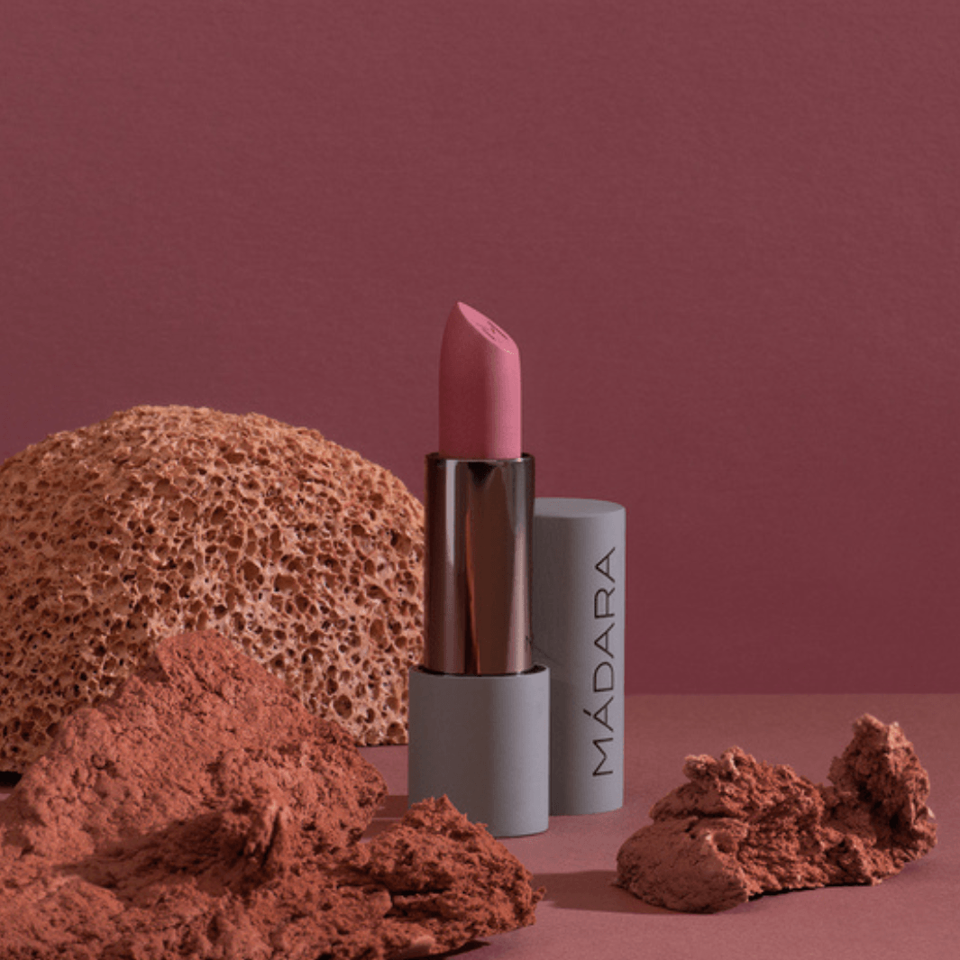 LAPIZ LABIAL EN CREMA MATE VELVET WEAR COOL NUDE 31