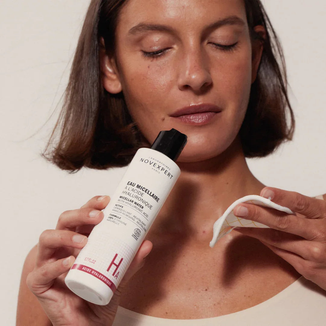 AGUA MICELAR CON ÁCIDO HIALURÓNICO