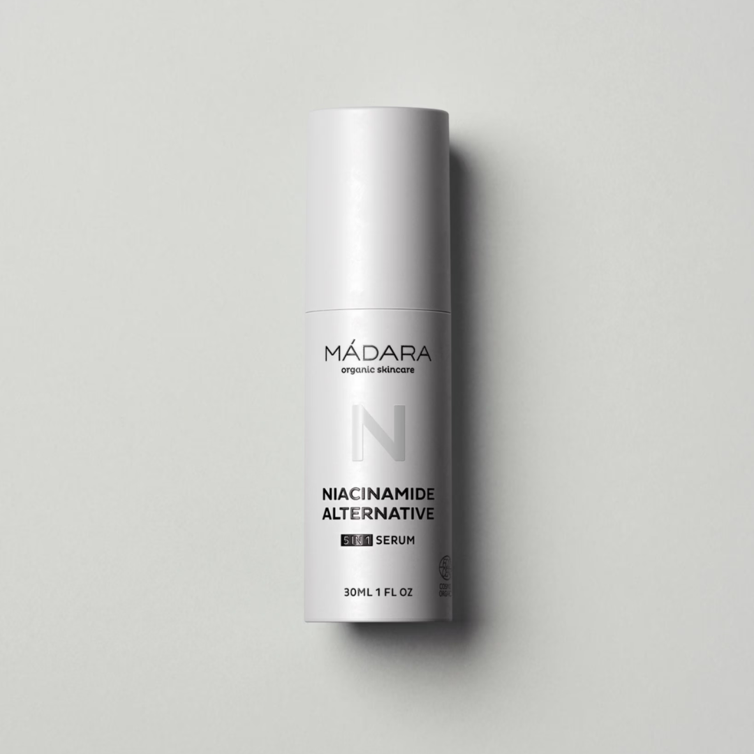 Niacinamide Alternative · Sérum 5 en 1 con Algas y Mirto Rosa · Mádara · 30 ml
