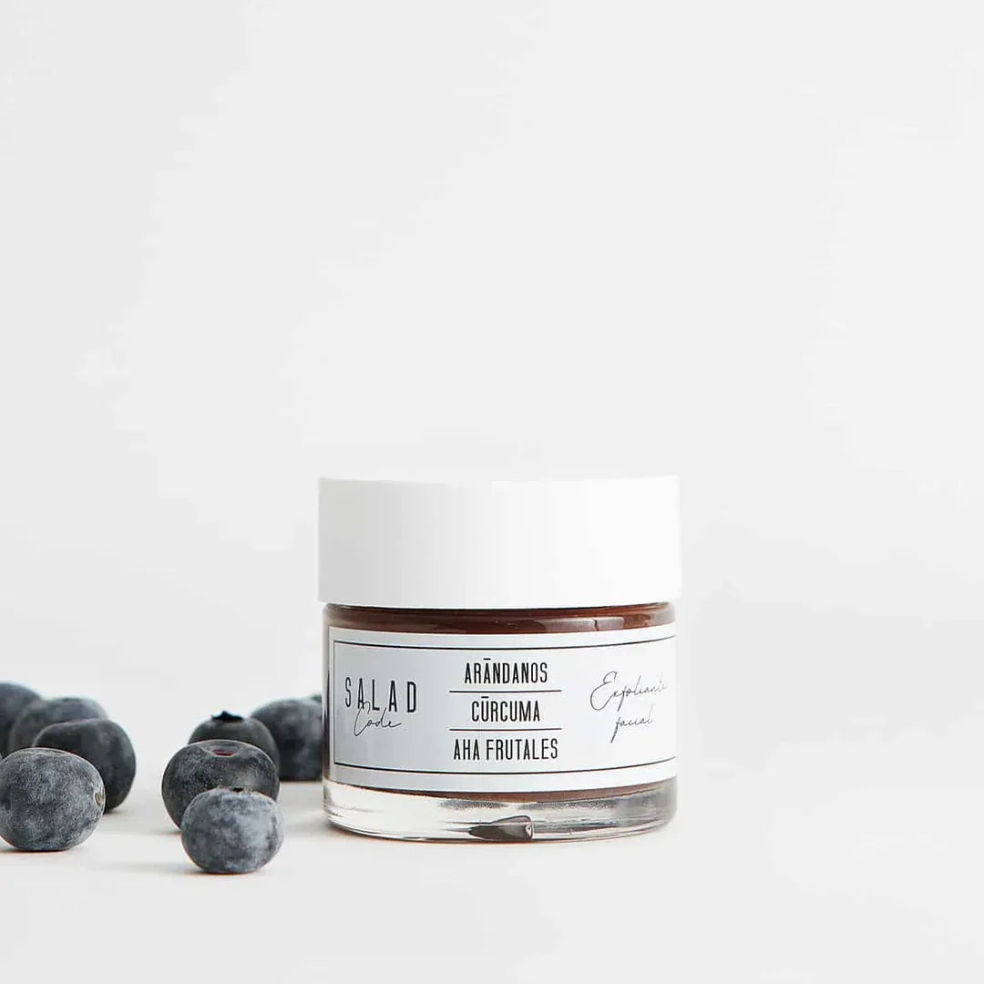 Exfoliante facial doble acción de Salad Code