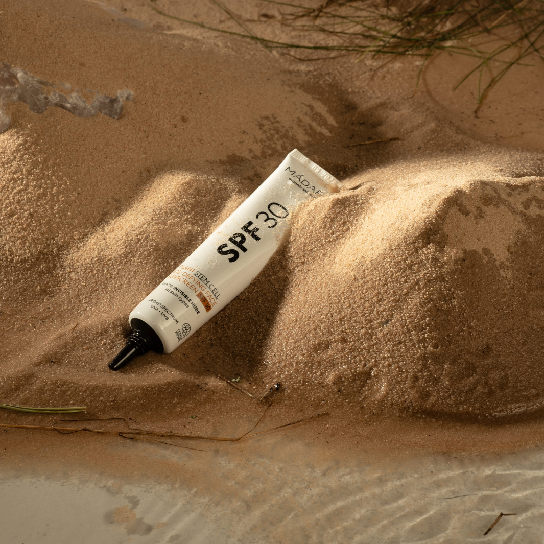 SPF30 AGE-DEFYING SUNSCREEN