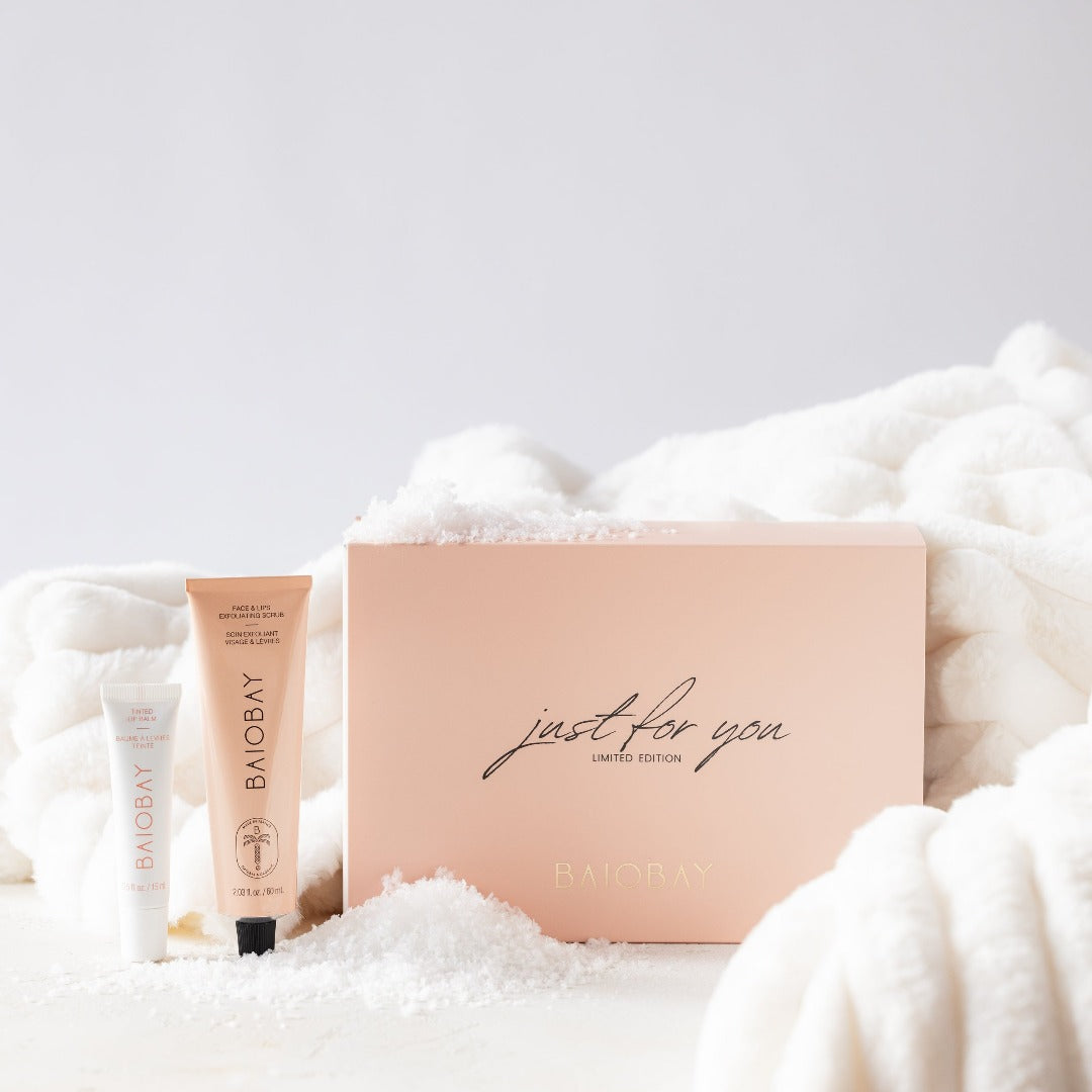 SET JUST FOR YOU EXFOLIANTE FACIAL Y BÁLSAMO LABIAL