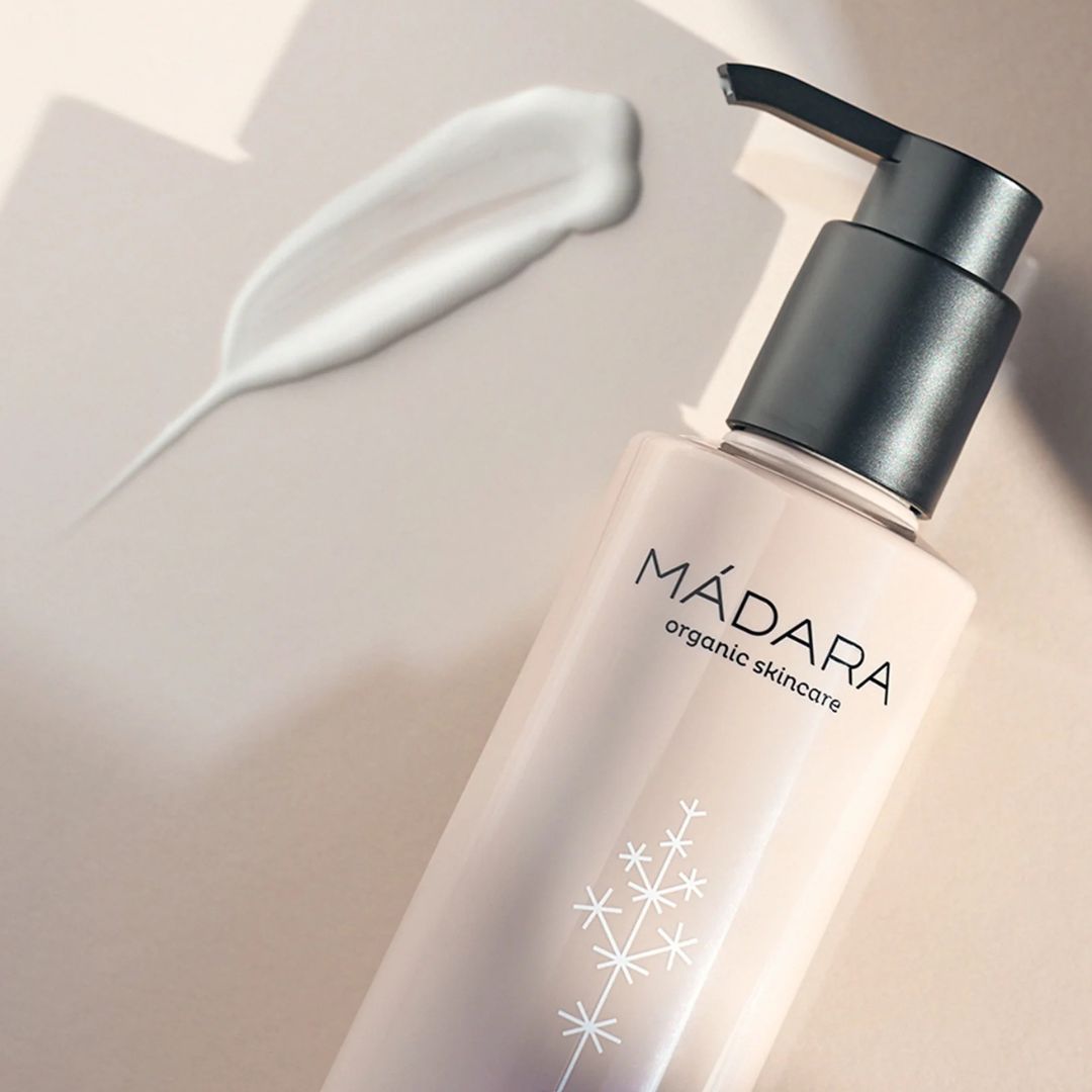 Hydra Soft Body Lotion · Loción Corporal Hidratante con Ácido Hialurónico · Mádara · 250 ml