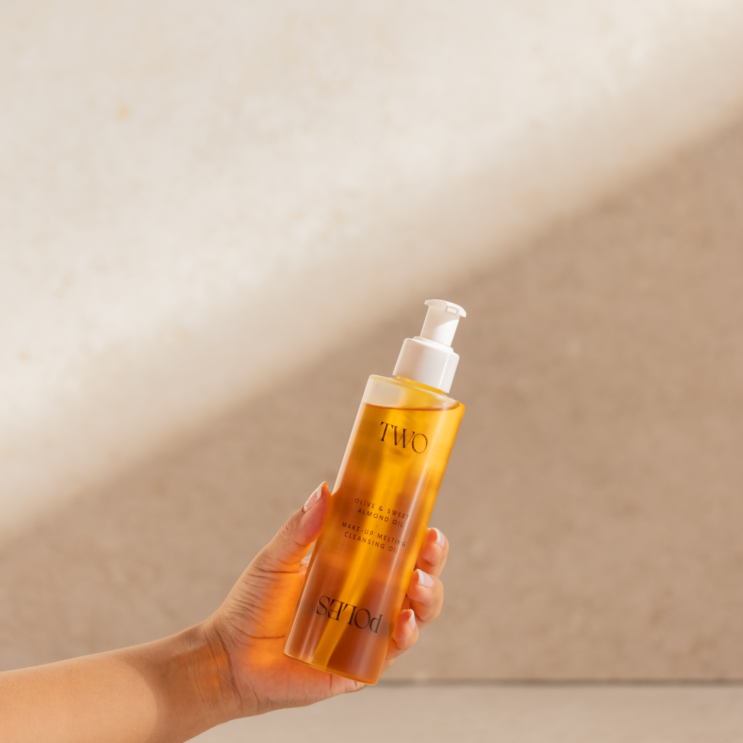 MAKE-UP MELTING CLEANSING OIL