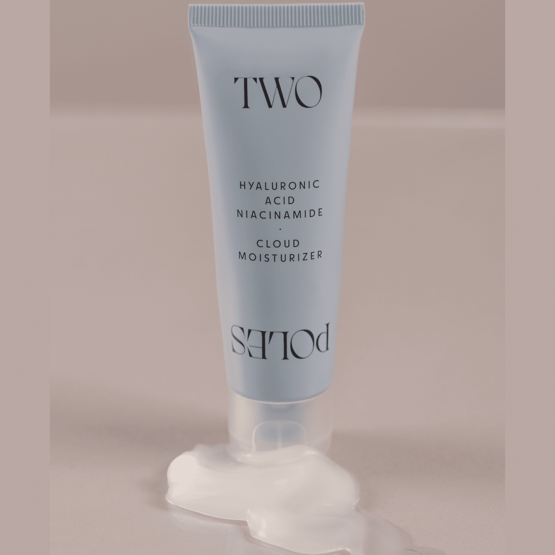 Textura de nube de la Cloud Moisturizer de Two Poles