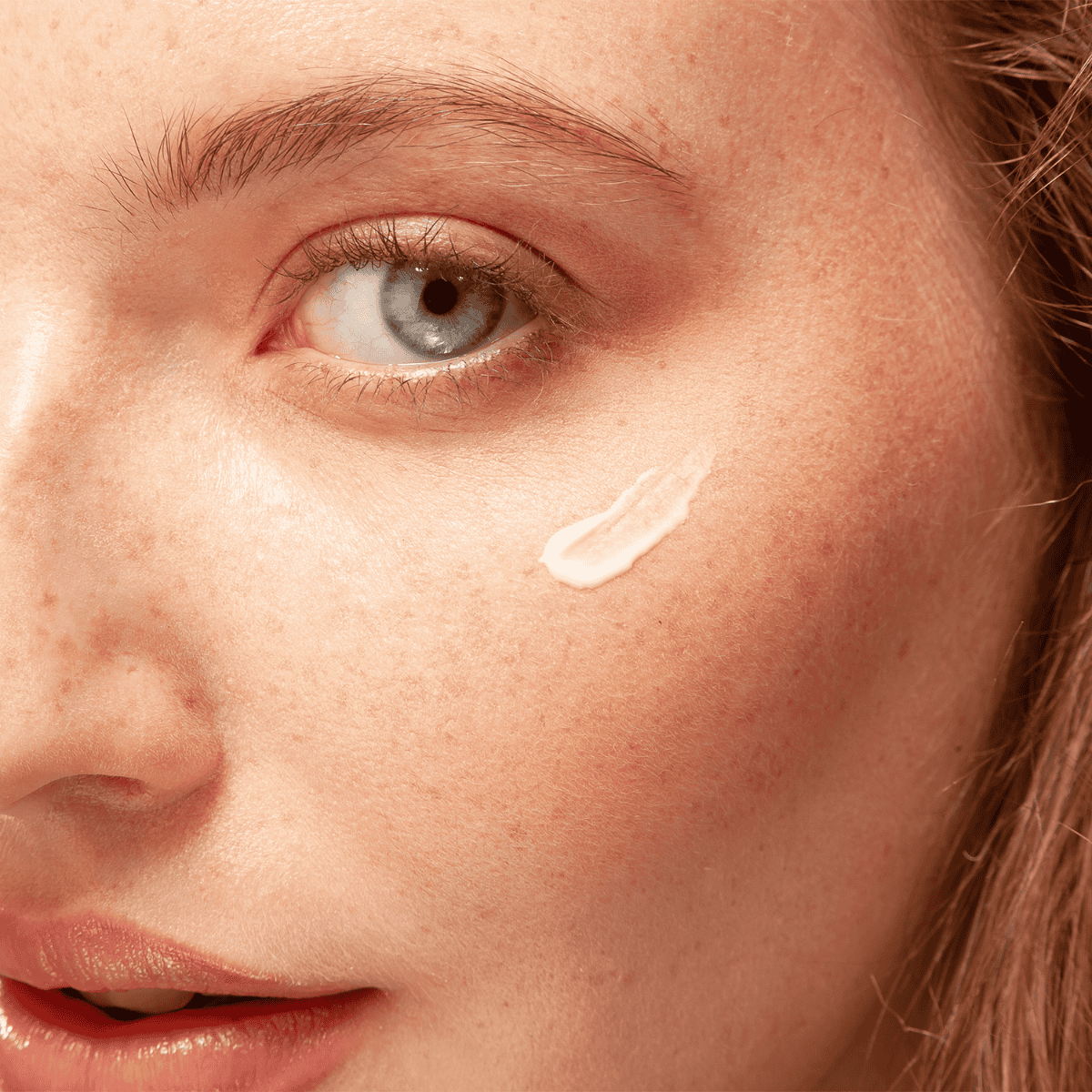 Crema contorno de ojos Alqvimia textura