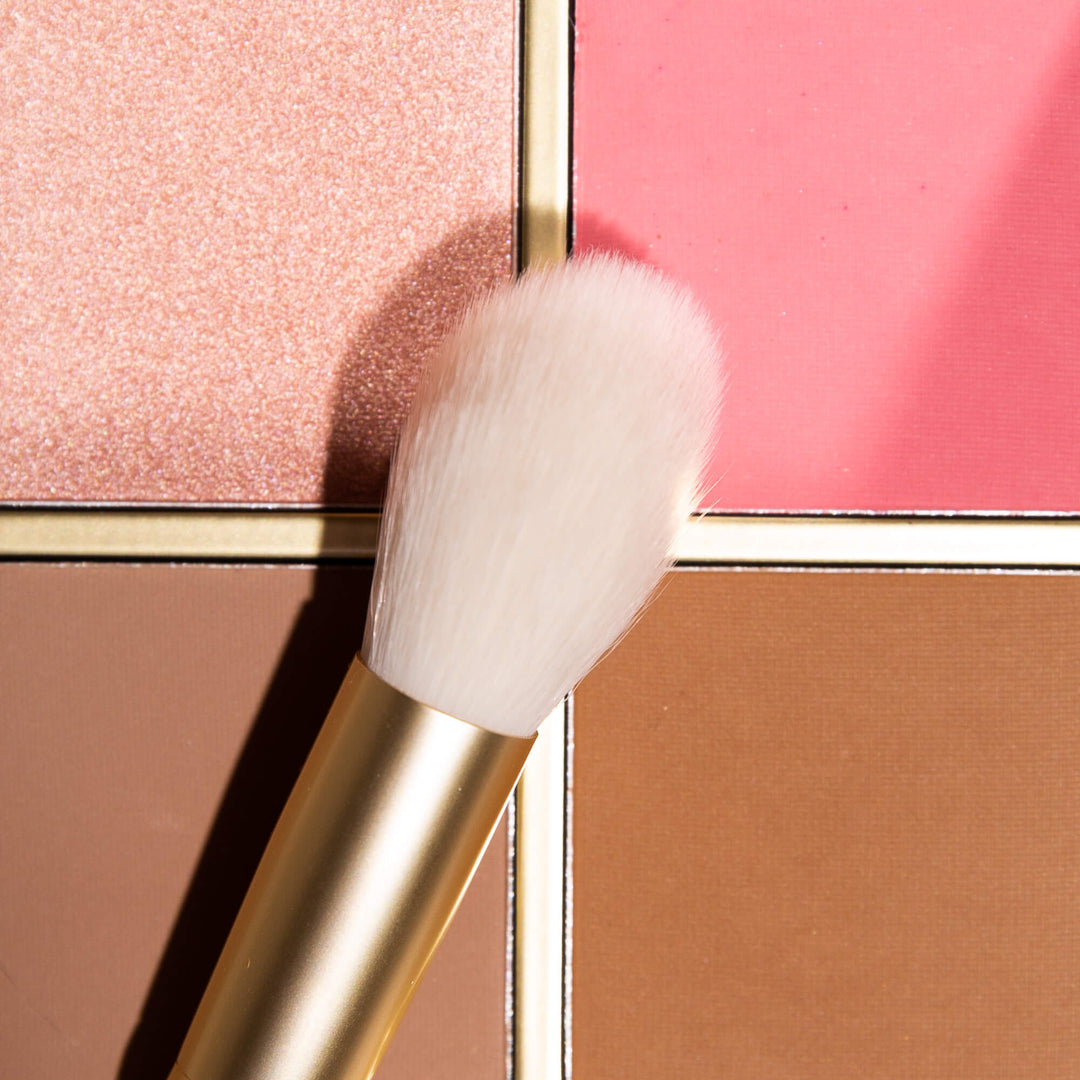 Brocha Healthy Glow de Charlotte Bio con la Paleta Healthy Glow